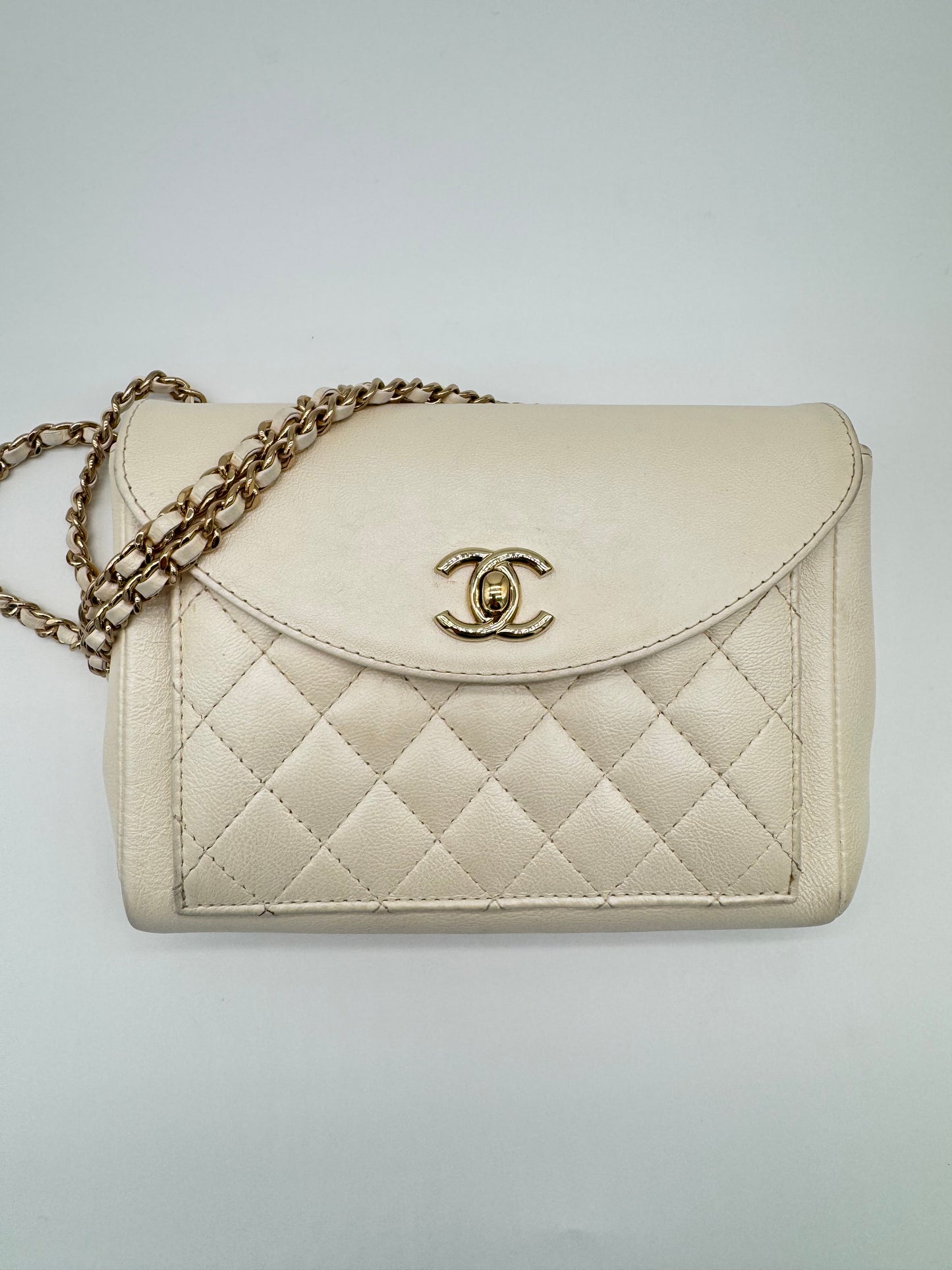 CHANEL SMART POCKET IVORY CAVIAR LEATHER