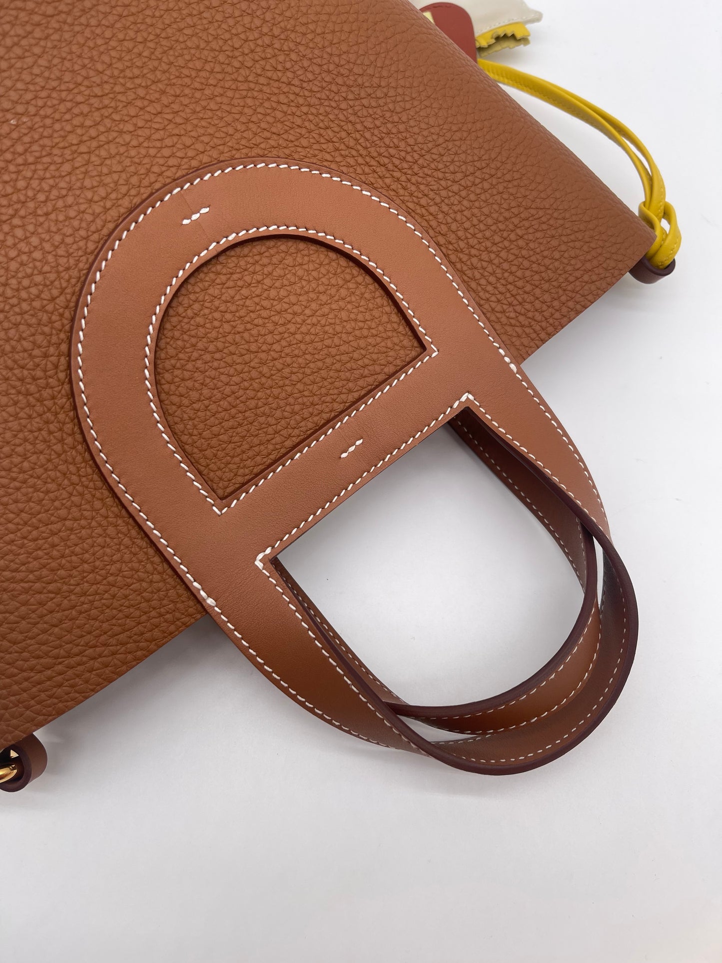 GORGEOUS HERMES CLEMENCE BAG WITH GIFT