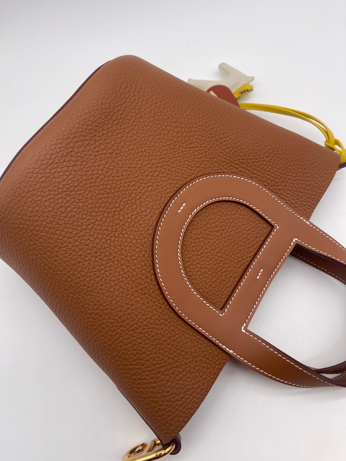 GORGEOUS HERMES CLEMENCE BAG WITH GIFT