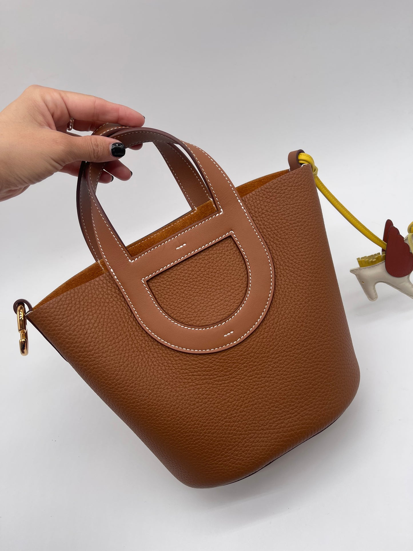GORGEOUS HERMES CLEMENCE BAG WITH GIFT