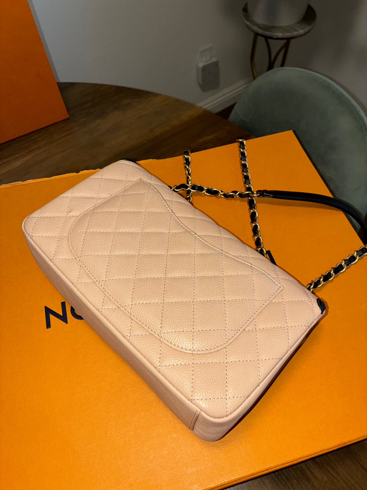 CHANEL QUILTED CC FILIGREE FLAP BAG