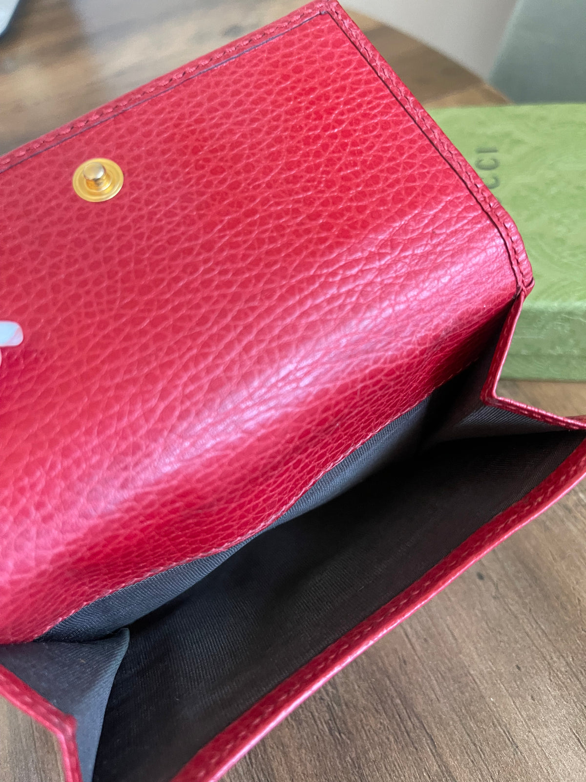 GUCCI RED BI FOLD WALLET