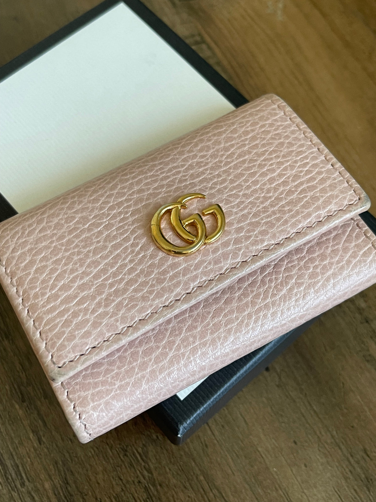 PINK GUCCI KEY HOLDER