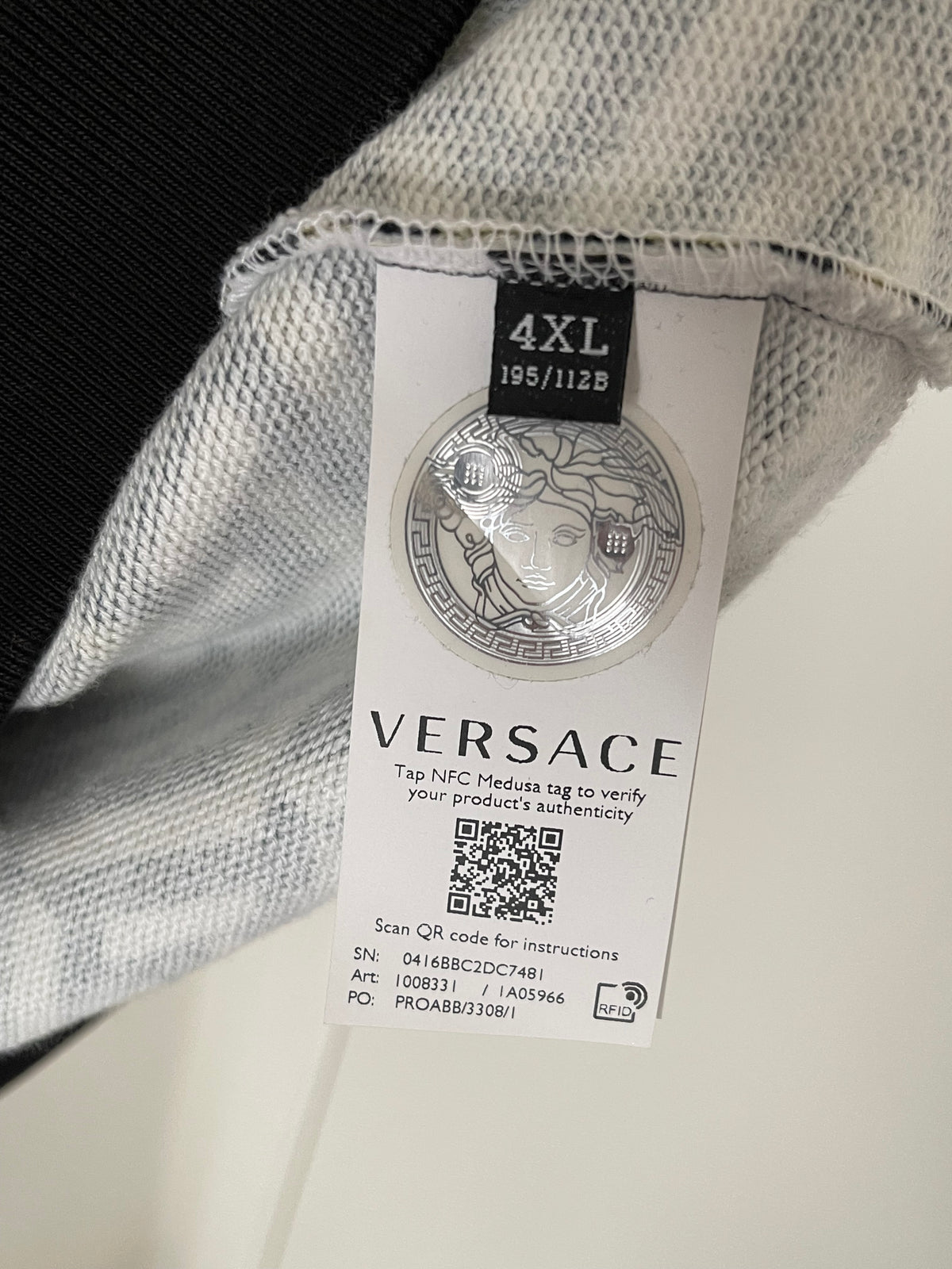 VERSACE UNISEX SWEATER SIZE XL