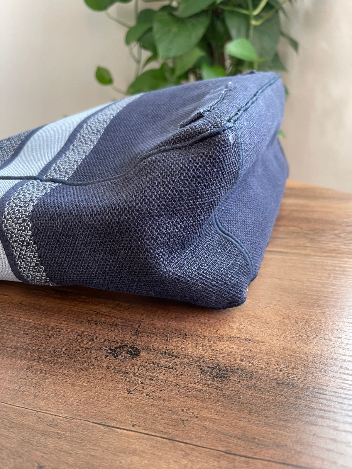 CHRISTIAN DIOR MESSENGER BAG