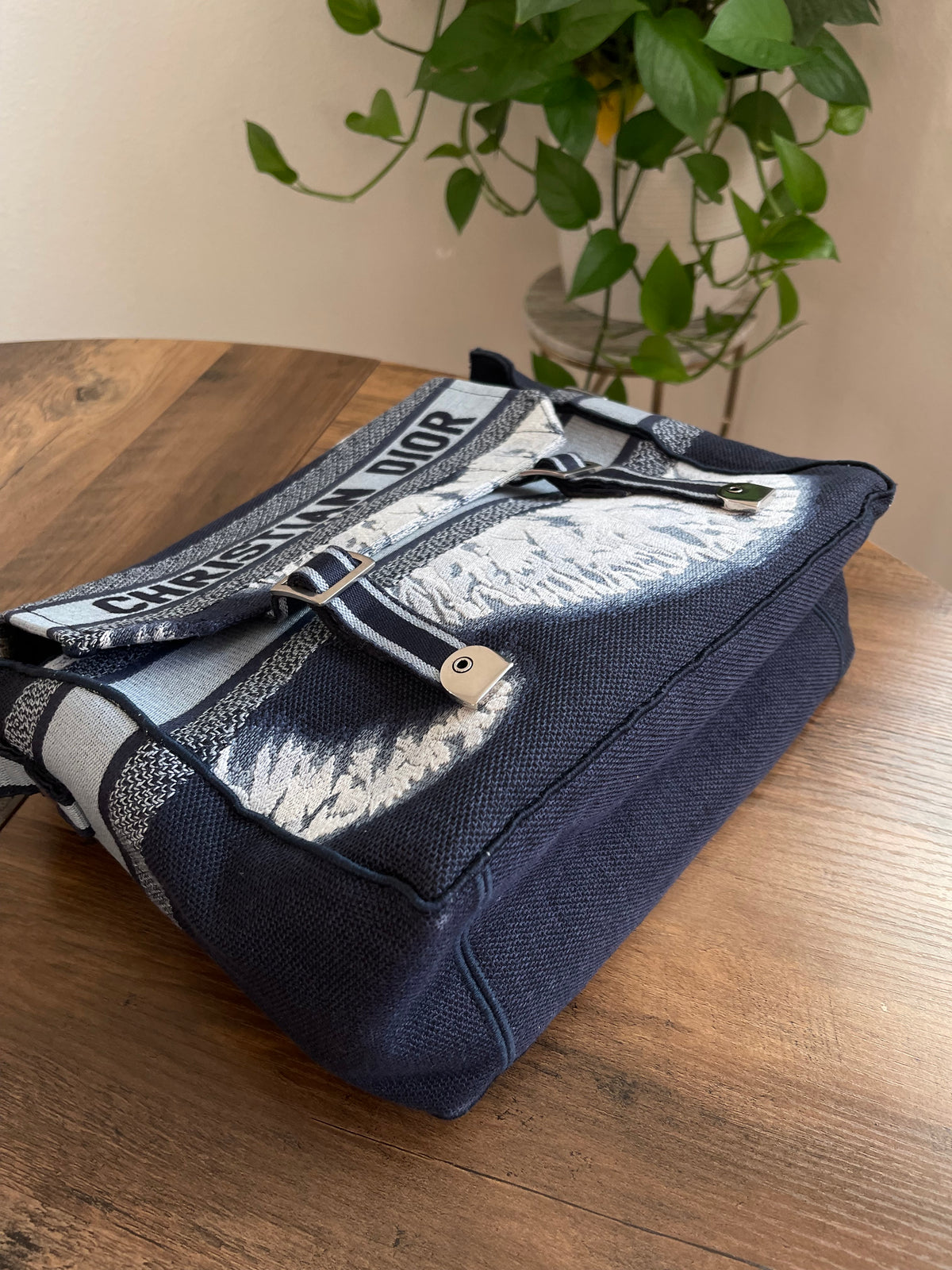 CHRISTIAN DIOR MESSENGER BAG