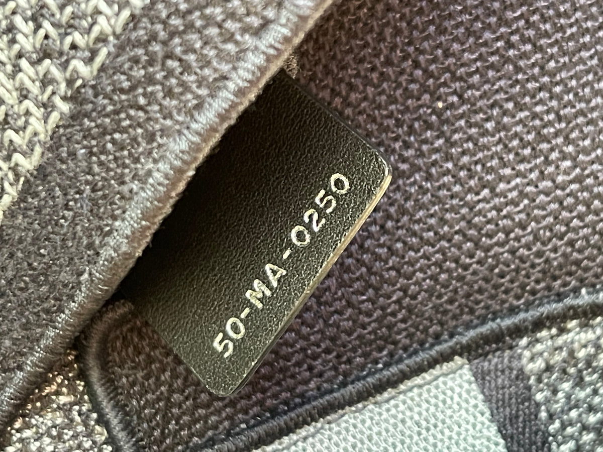 CHRISTIAN DIOR MESSENGER BAG